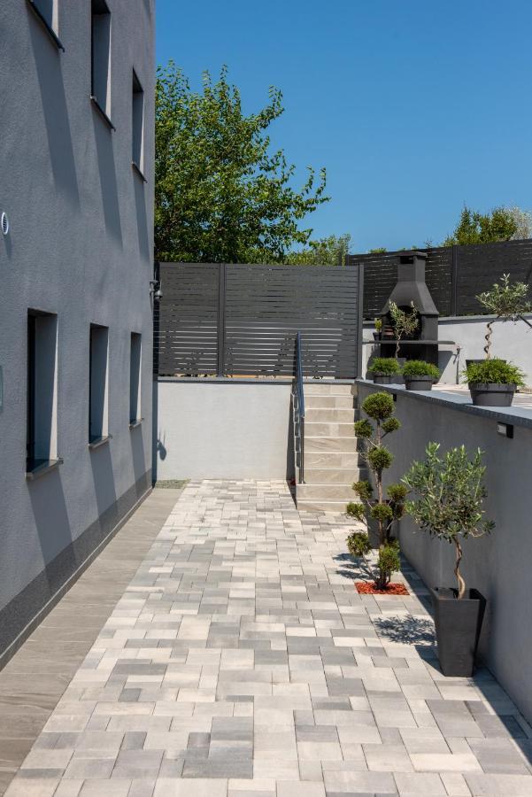 Apartment Lo&Ti Čižići Exterior foto