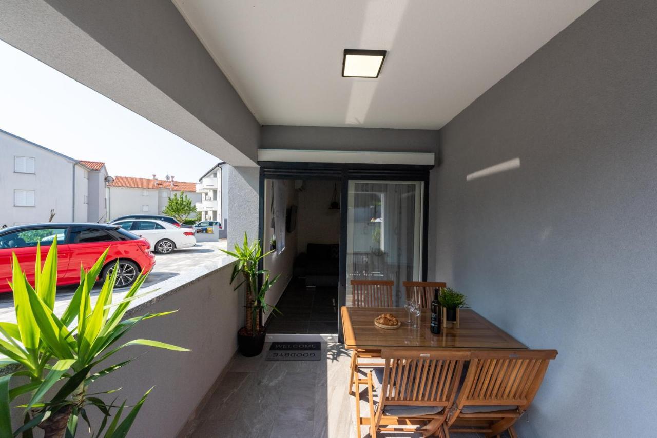 Apartment Lo&Ti Čižići Exterior foto